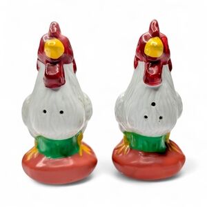 Vintage Rooster Chicken Salt & Pepper Shakers Ceramic Farmhouse Country Decor
